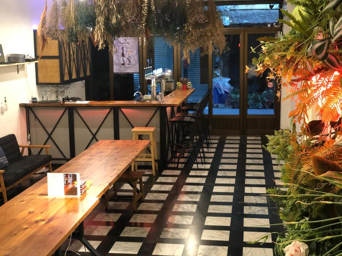 Oc Hostel Tainan Extérieur photo