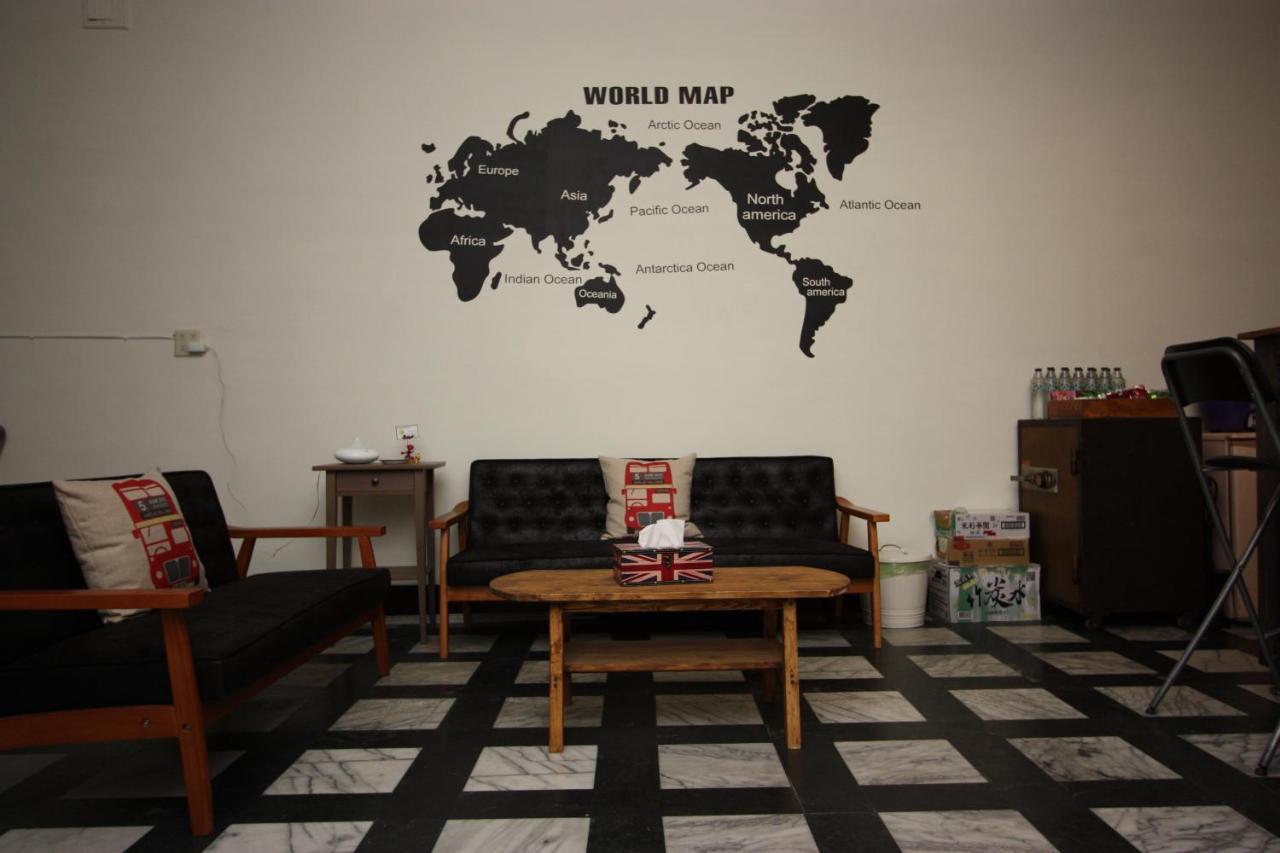 Oc Hostel Tainan Extérieur photo