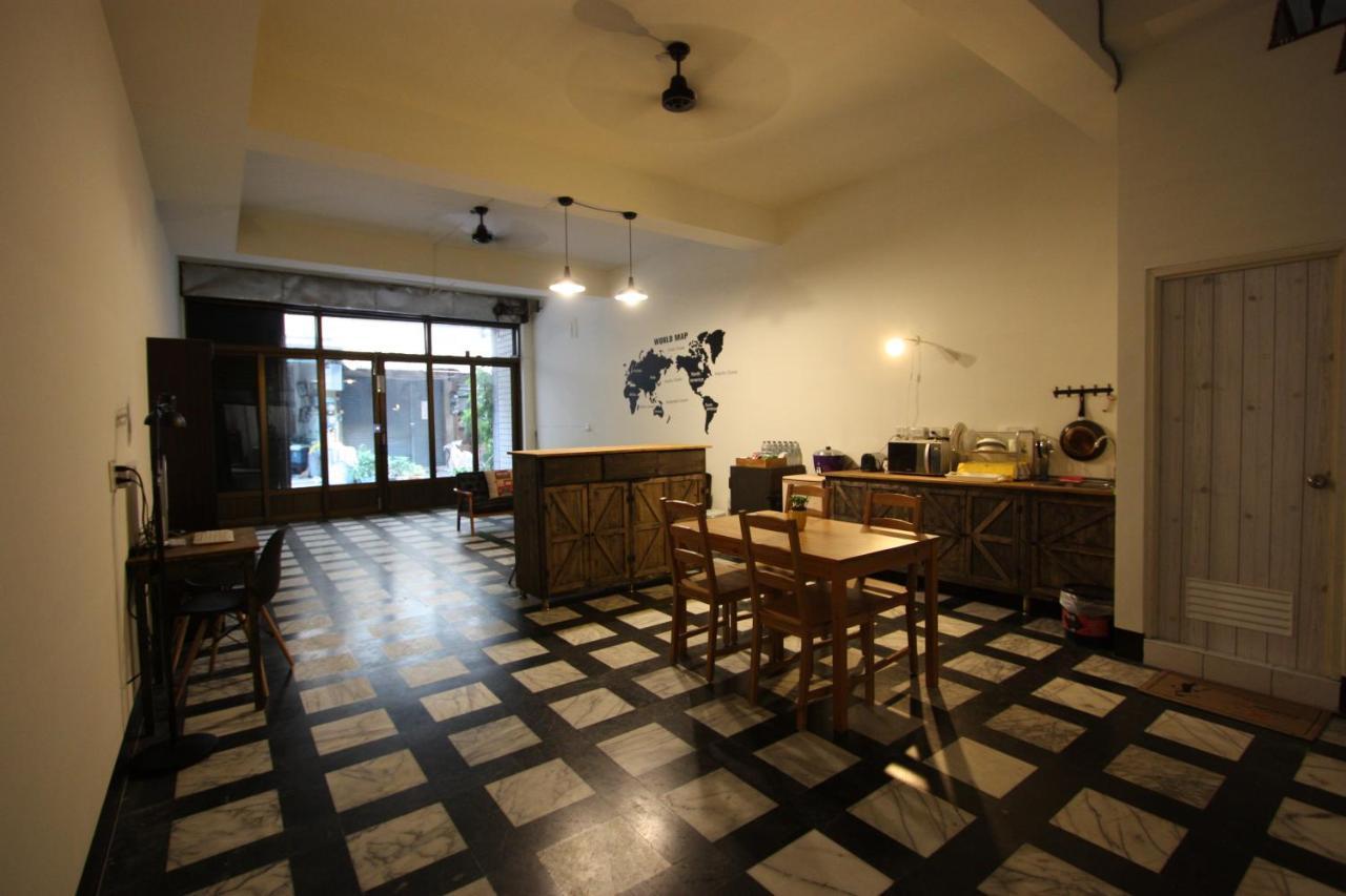 Oc Hostel Tainan Extérieur photo