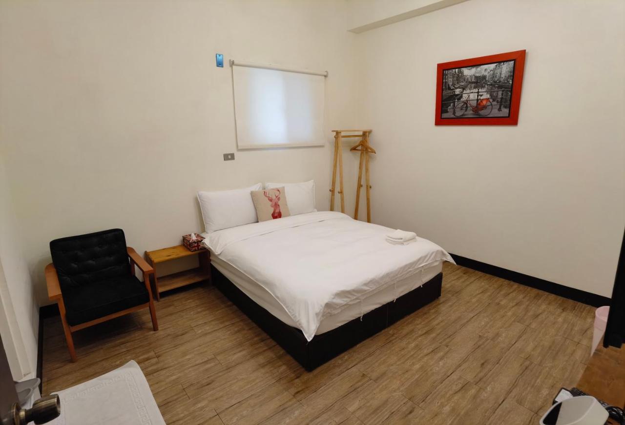 Oc Hostel Tainan Extérieur photo
